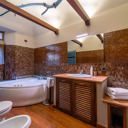 La Risorgente By Wonderful Italy アパート ヴァレンナ